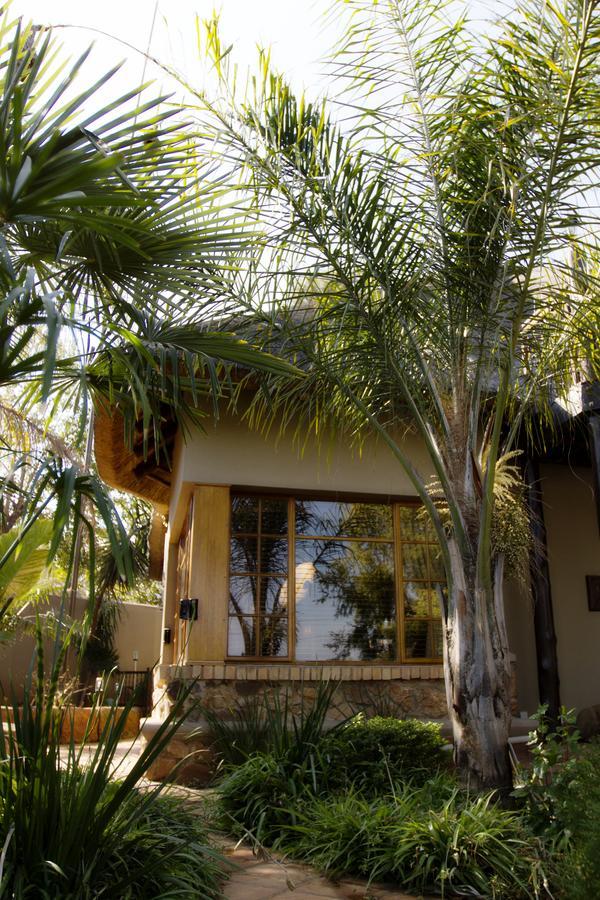 Kassaboera Lodge Hartbeespoort Exterior photo